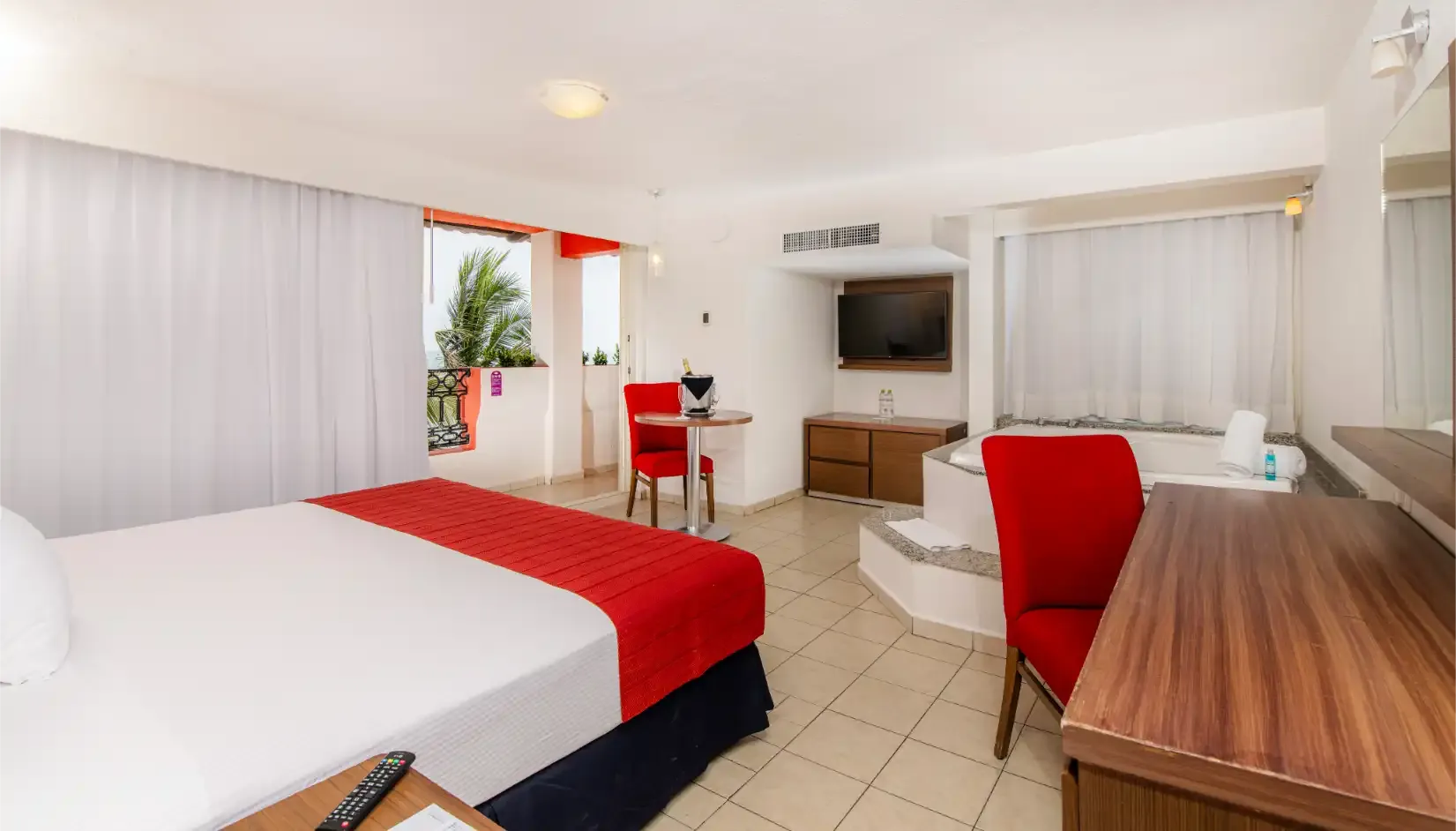 Honeymoon Suite