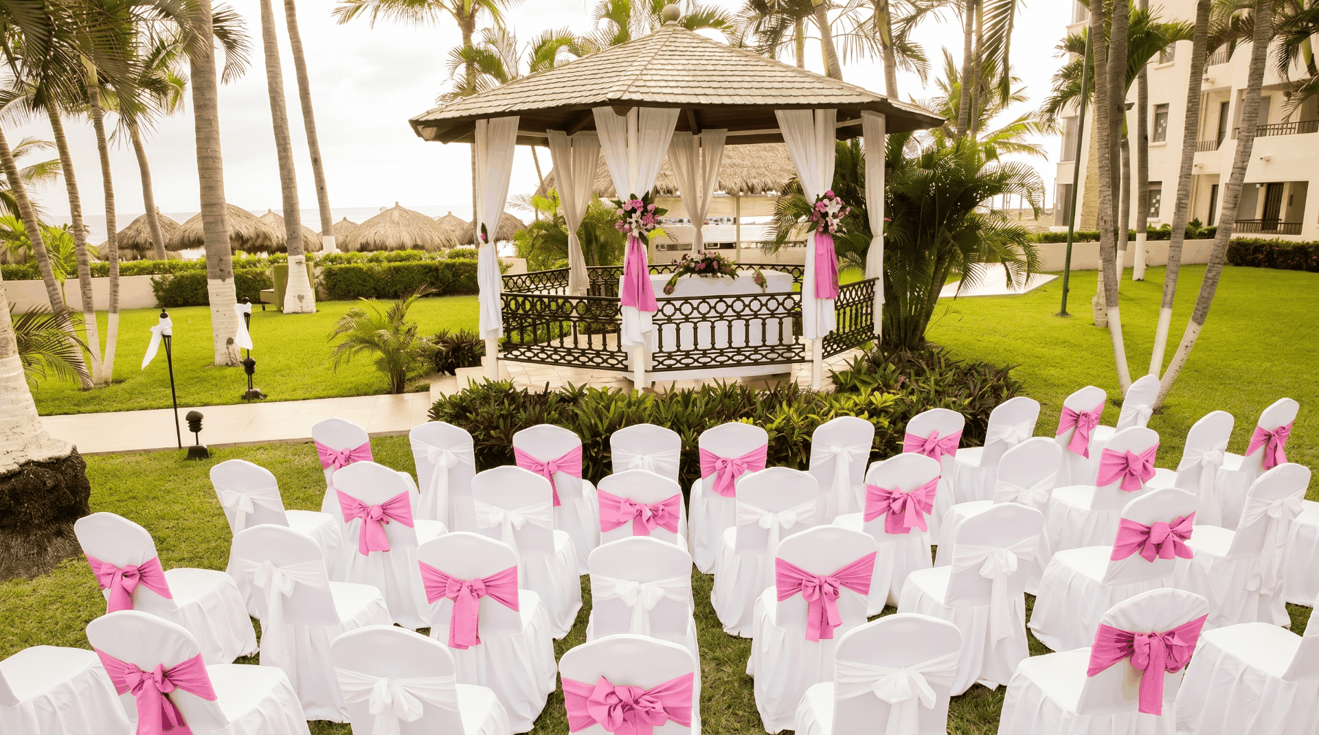 Wedding gazebo overlooking the sea at Crown Paradise