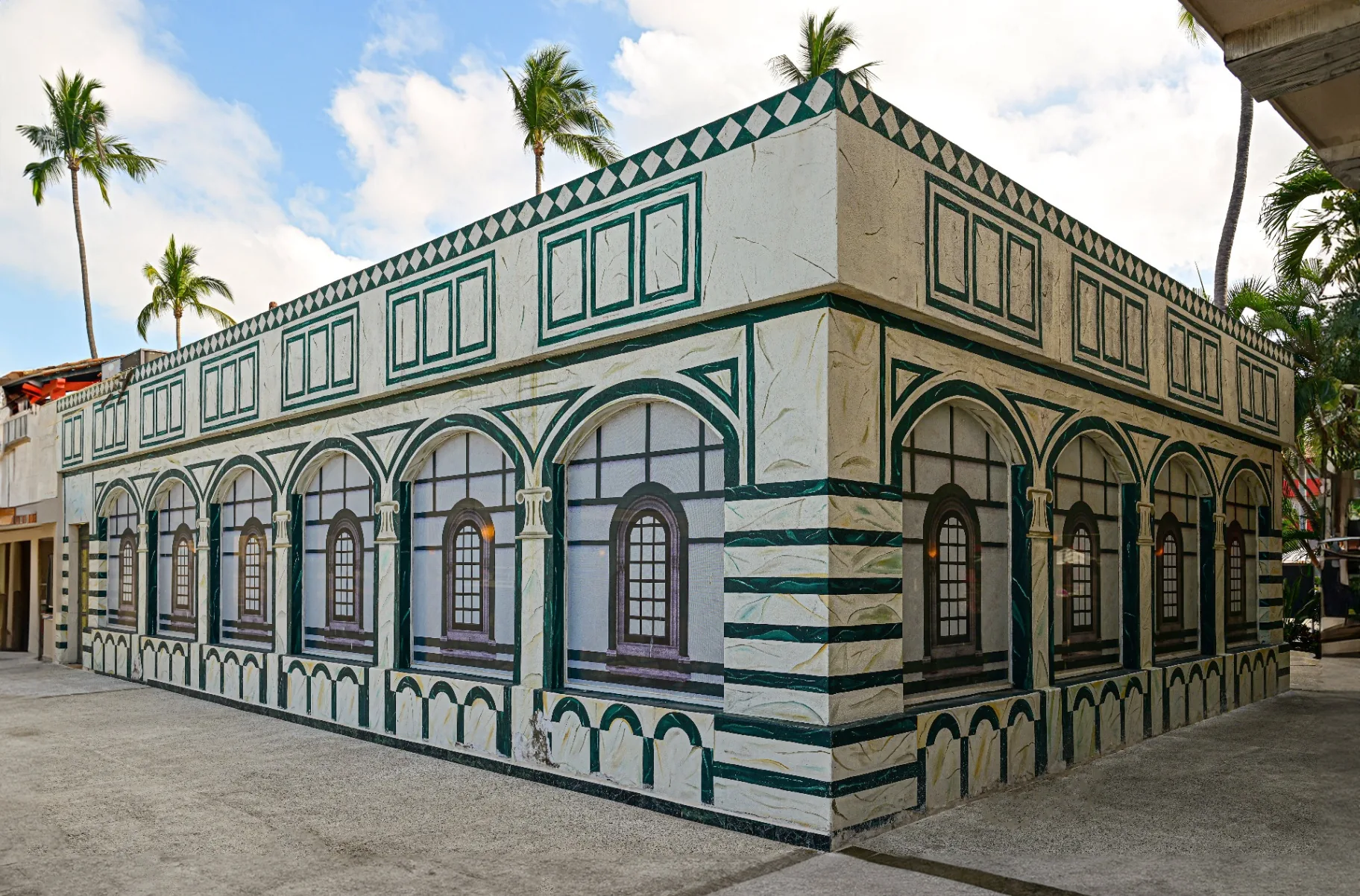 La Piazza 2